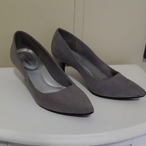 Dexflex Comfort Gray Heels